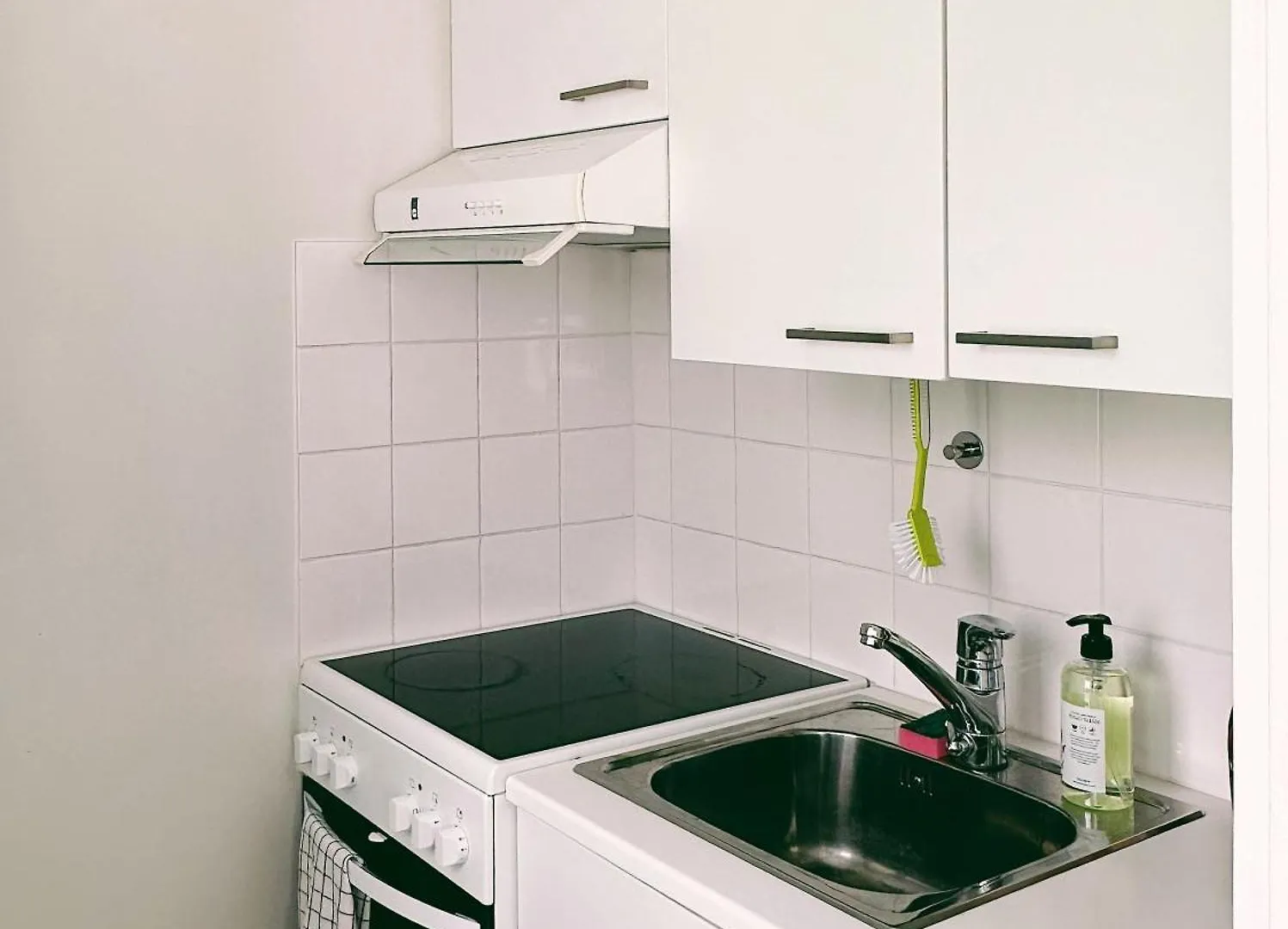 Cozy Central Flat Next To Tram And Bus Stations Helsinki